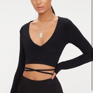 COPY - Long string V-neck cropped top